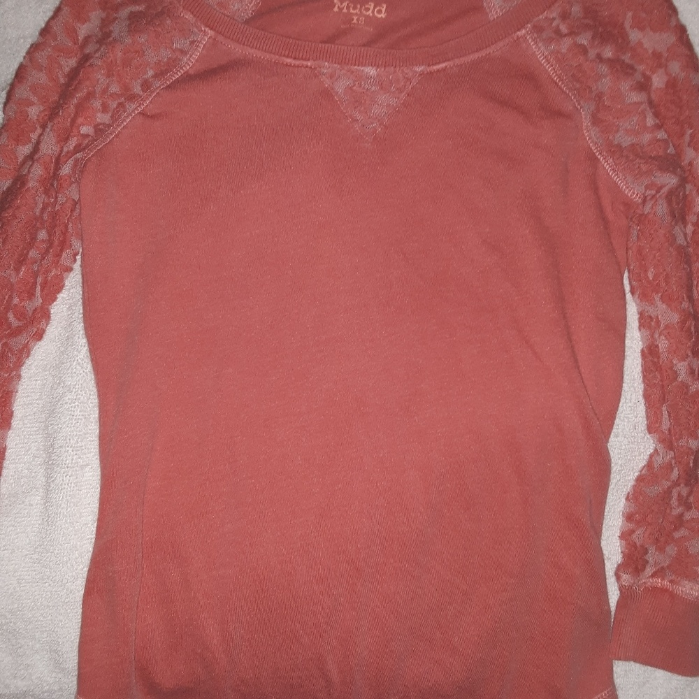 Womans Mudd long sleeve shirt, with mesh shoulder